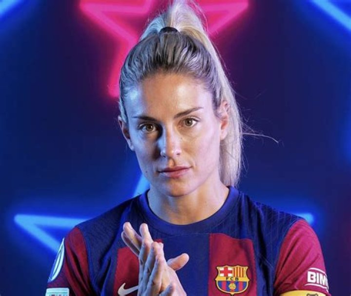 Alexia Putellas in Soccer Gear is a “Boxer For a Day”