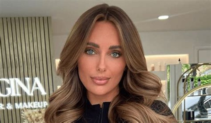 Amber Turner in Bathing Suit is "Wow" — Celebwell