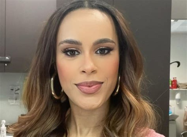 Anita Nneka Jones in Bathing Suit is "Glowing" — Celebwell