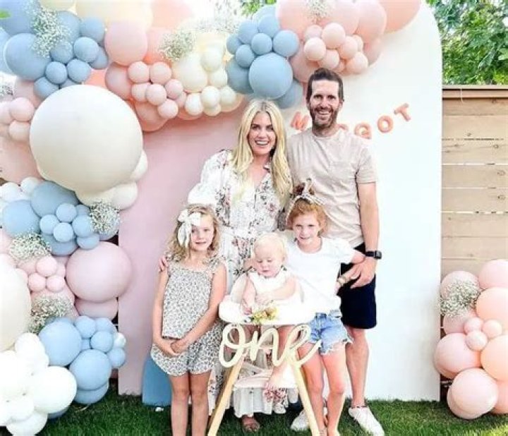 Counselor Carla Humphrey Wiki, Age, Husband, Kids & Net Worth