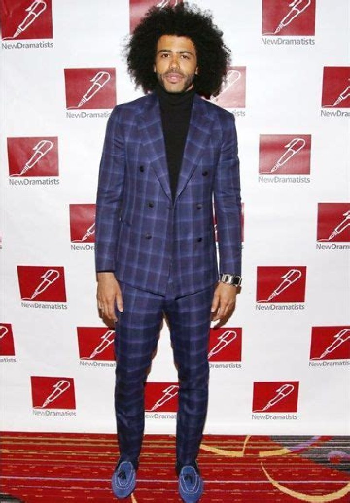 Daveed Diggs Height Weight Shoe Size Measurements Facts Family