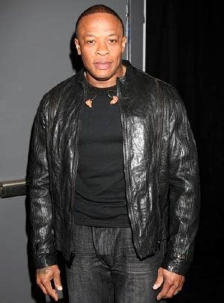 Dr. Dre Body Measurements Height Weight Shoe Size Vital Statistics
