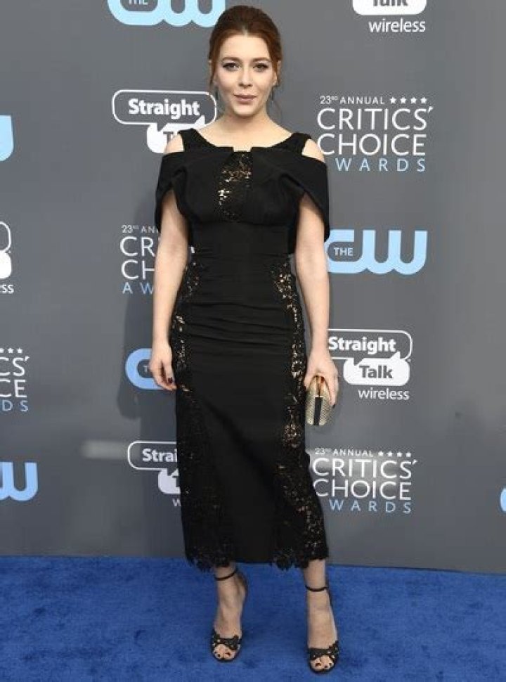 Elena Satine Height Weight Bra Size Body Measurements Age Stats Facts