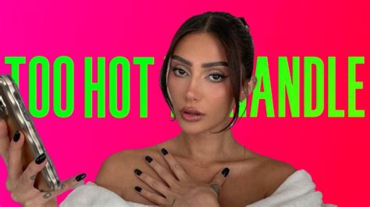 Francesca Farago in Bathing Suit is "Not Sure What I'm Up To" — Celebwell