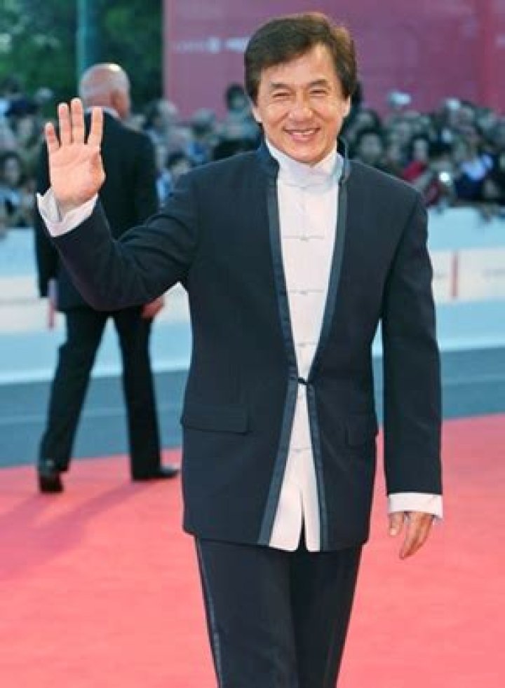 Jackie Chan Body Measurements Height Weight Shoe Biceps Size Vital Statistics