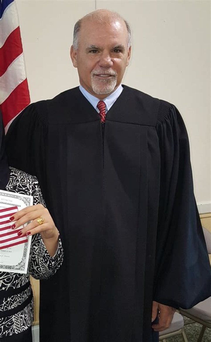 Judge Steve Jones Wiki, Age, Wife, Kids, Education and More