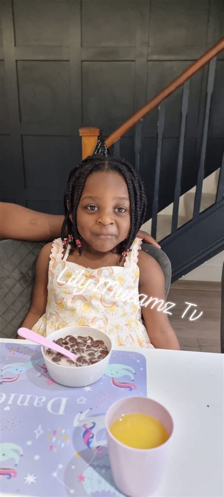 Lily Mutamz Tv thamani ya mchango na makadirio ya mapato ya kituo cha Youtuber