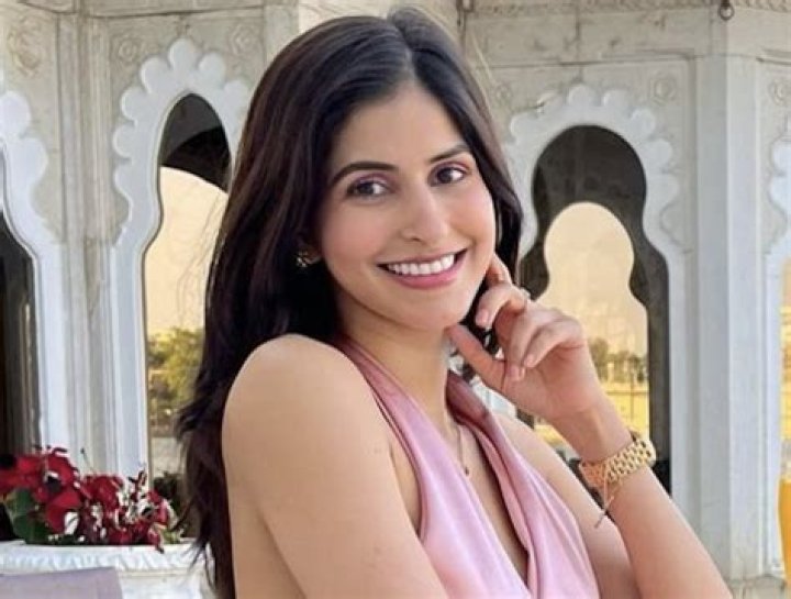 Sakshi Malik in Bathing Suit Visits "Heaven on Earth" — Celebwell